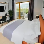 Mulaj 4*