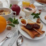 Mulaj Ξενοδοχείο