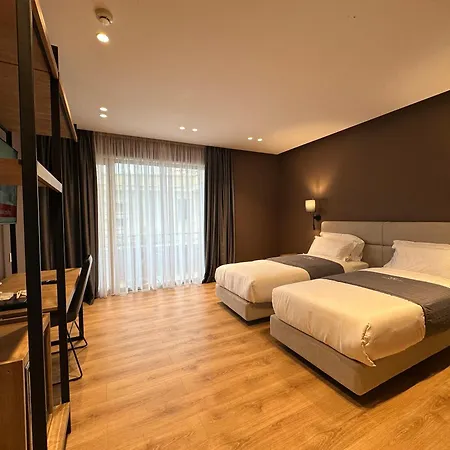 Mulaj 4* Tirana